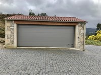 3 beneficios de instalar sensores de seguridad en puertas de garaje automáticas