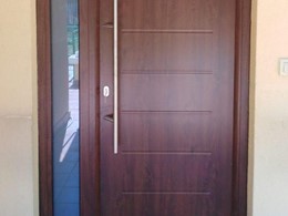 puerta entrada vivienda thermo 46 dark oak con fijo acristalado