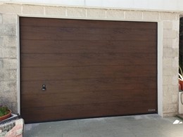 Puerta seccional decocolor dark oak