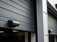 ¿Qué opciones de motorización existen para puertas de garaje?